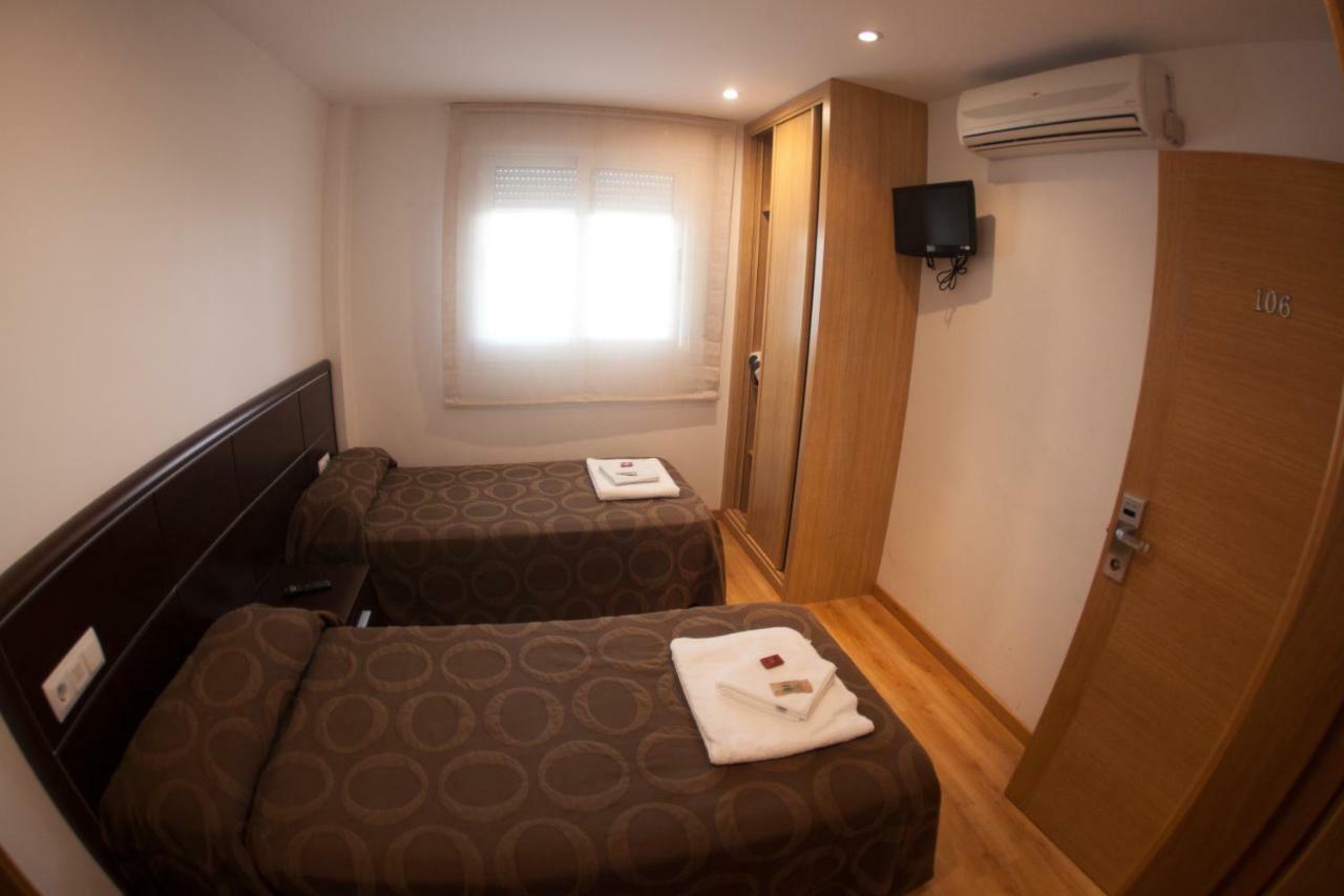 Habitación Doble con baño privado - 2 camas